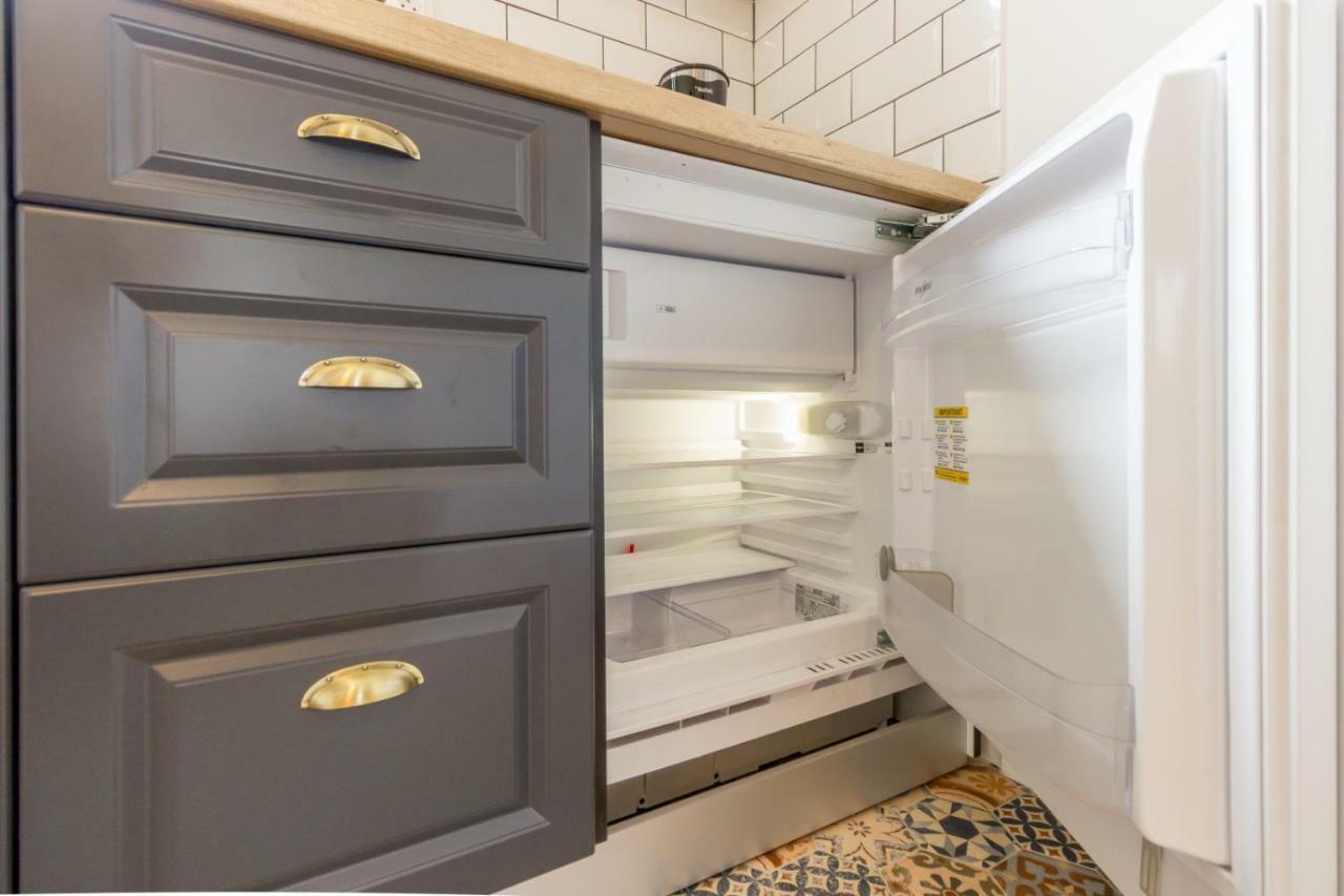 City Chic 3 Bedroom Apartment Kaloşvar Dış mekan fotoğraf