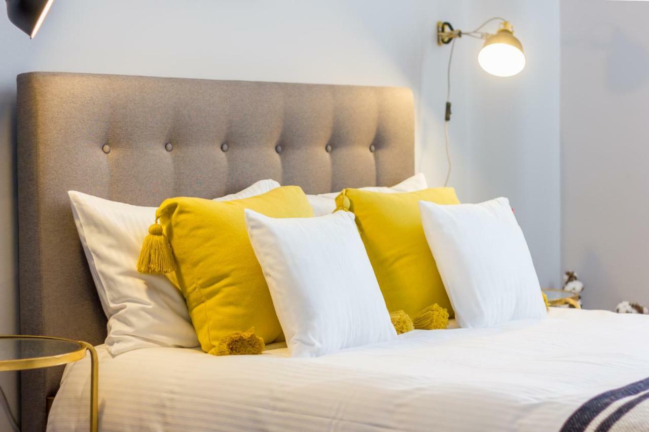 City Chic 3 Bedroom Apartment Kaloşvar Dış mekan fotoğraf
